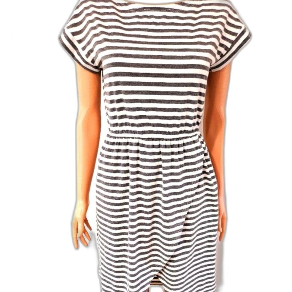 Merokeety Striped Black and White Dress - Picture 9 of 10